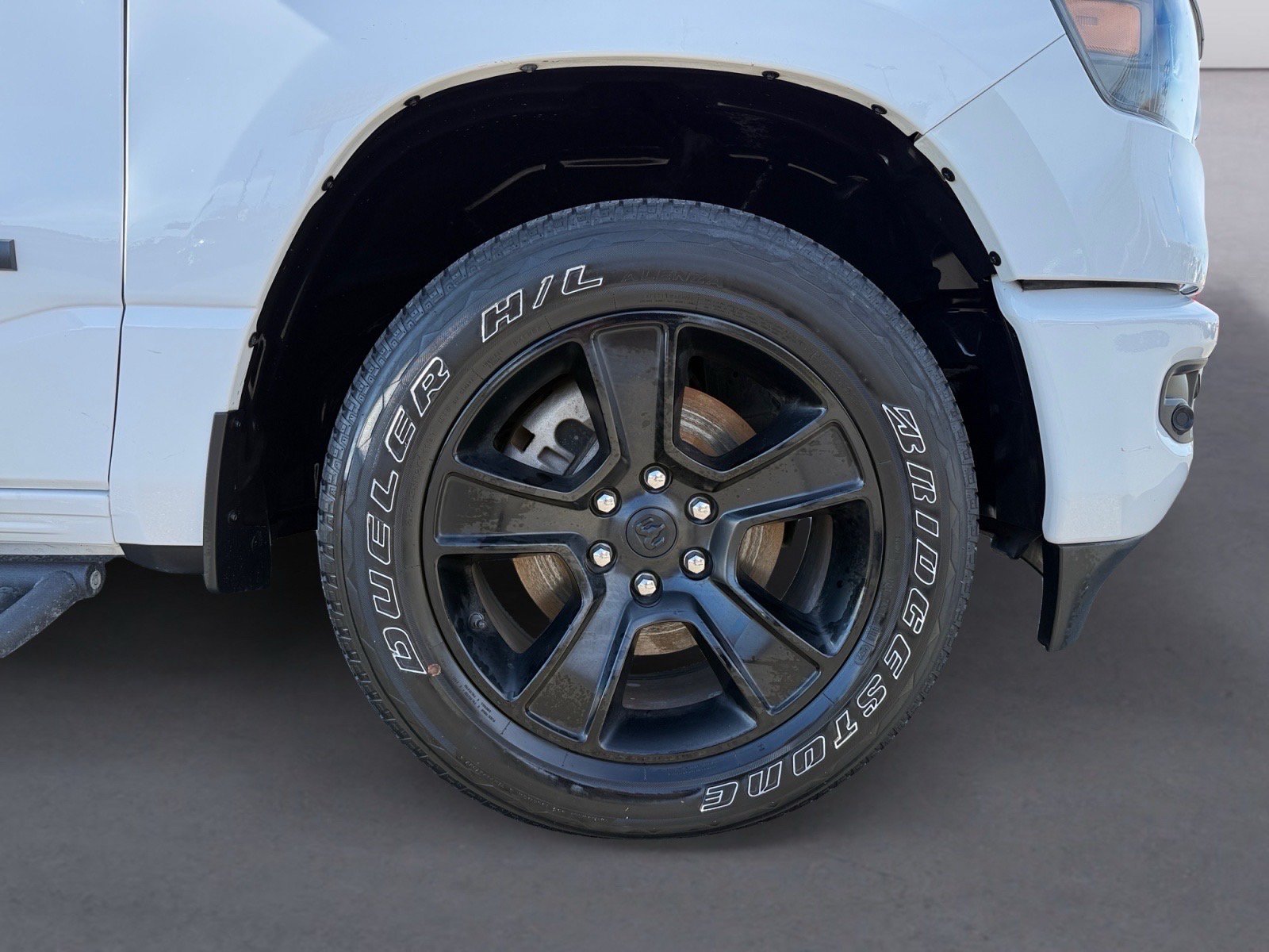 Used 2023 RAM 1500 Big Horn AWD/4WD image 9