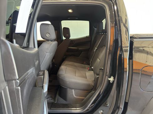 Used 2024 Chevrolet Colorado Trail Boss AWD/4WD image 10