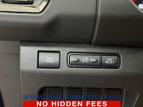 Used 2022 Nissan Frontier PRO-4X w/ Off-Road Protection Package image 35