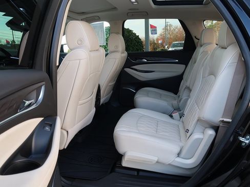 Certified 2022 Buick Enclave Avenir w/ Avenir Technology Package image 30