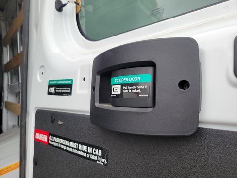 Used 2025 RAM ProMaster 2500 w/ U-Haul Equipment Group FWD image 19
