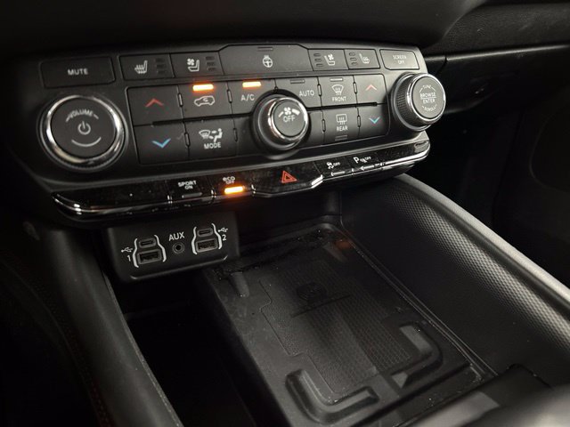 Used 2023 Dodge Durango R/T AWD/4WD image 19