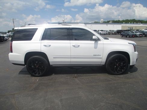 Used 2020 GMC Yukon Denali AWD/4WD image 4