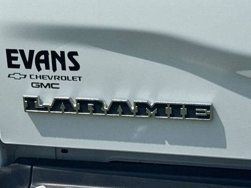 Used 2024 RAM 2500 Laramie AWD/4WD image 32