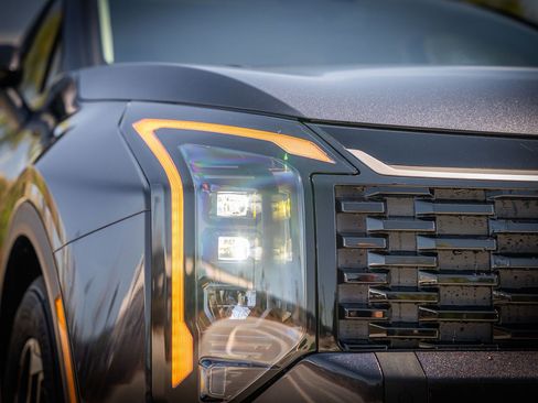 New 2026 Kia Sportage EX FWD image 7