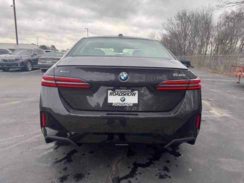 New 2026 BMW 540i xDrive w/ M Sport Package image 4