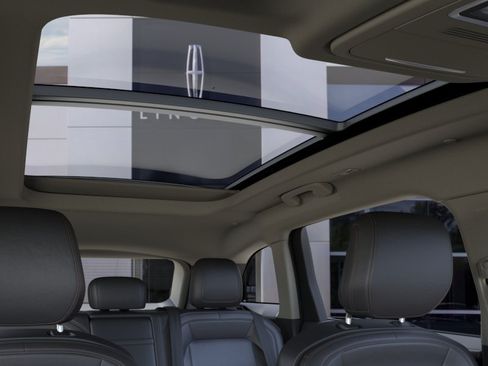 New 2026 Lincoln Nautilus Premier w/ Equipment Group 102A AWD/4WD image 22
