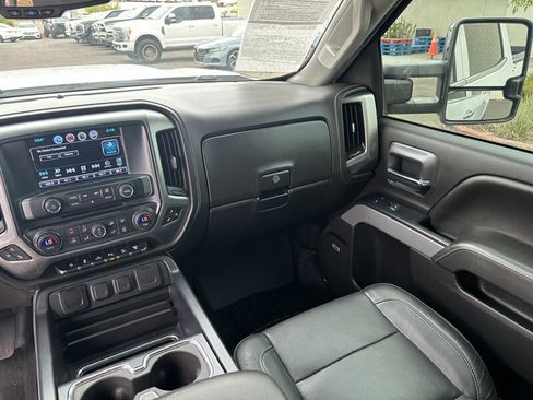 Used 2019 Chevrolet Silverado 2500 LTZ w/ Duramax Plus Package AWD/4WD image 19