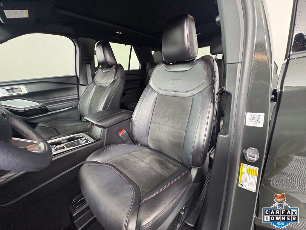 Used 2024 Ford Explorer ST w/ Equipment Group 401A AWD/4WD image 17