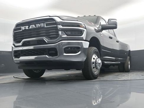 New 2026 RAM 3500 Tradesman image 43