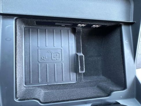 Used 2019 Audi Q8 Prestige image 22