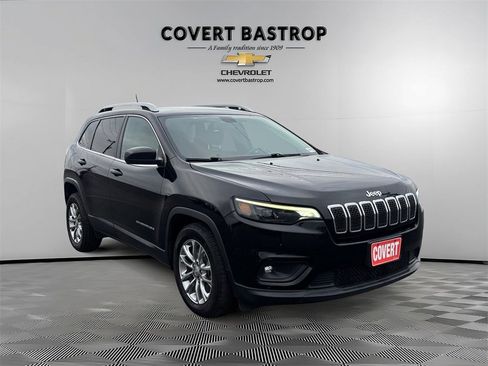 Used 2019 Jeep Cherokee Latitude Plus image 7