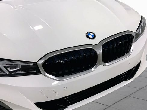 Certified 2023 BMW 330i xDrive Sedan w/ Driving Assistance Package AWD/4WD image 32
