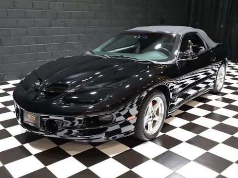 Used 1999 Pontiac Firebird Trans Am RWD image 6