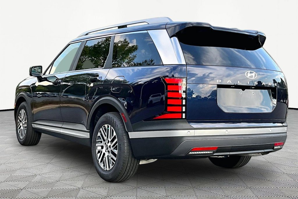 Used 2026 Hyundai Palisade SEL FWD image 5