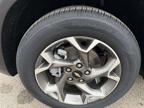 New 2026 Chevrolet Trax LT w/ LT Convenience Package image 9