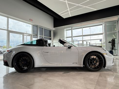 Used 2024 Porsche 911 Targa 4 GTS image 9