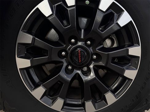 Used 2021 Nissan Titan PRO-4X w/ Off Road Protection Package image 9