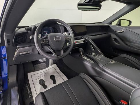 Used 2024 Lexus LC 500 Convertible image 4