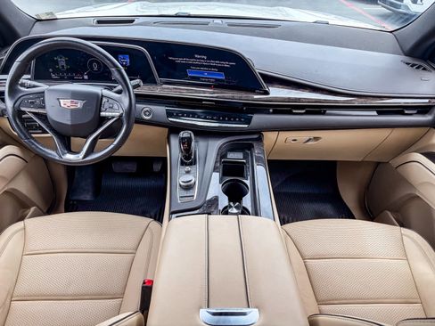 Used 2021 Cadillac Escalade ESV Premium Luxury w/ Driver Assist Tech Package AWD/4WD image 11