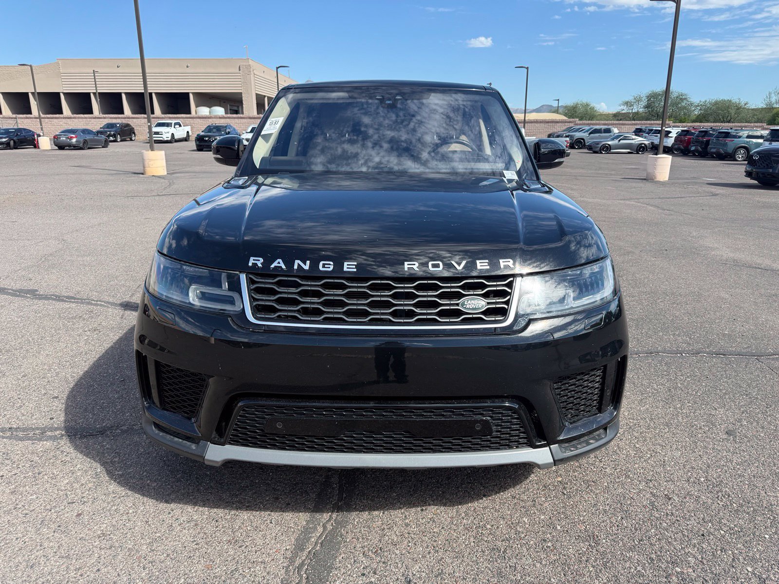 Used 2019 Land Rover Range Rover Sport SE AWD/4WD image 2
