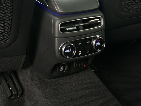 Used 2023 Genesis GV70 2.5T w/ Sport Prestige Package AWD/4WD image 27