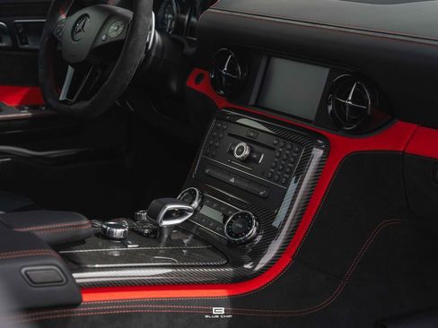 Used 2014 Mercedes-Benz SLS AMG Black Series image 33