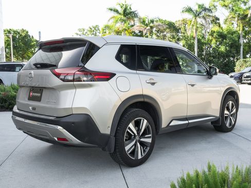 Used 2021 Nissan Rogue Platinum FWD image 10