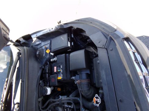 Used 2023 Hyundai Venue Limited FWD image 45