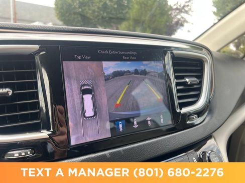 Used 2018 Chrysler Pacifica Touring-L w/ Advanced Safetytec Group FWD image 31