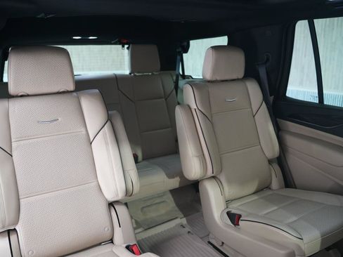 Used 2021 Cadillac Escalade Premium Luxury w/ Driver Assist Tech Package AWD/4WD image 36