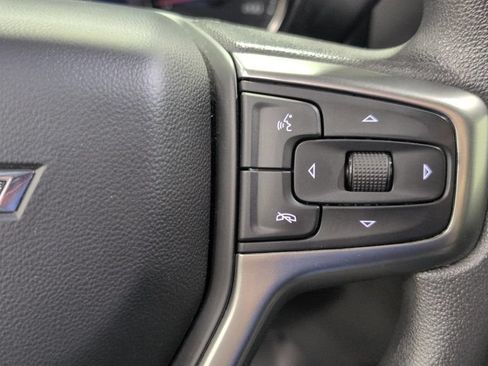Used 2022 Chevrolet Silverado 1500 Custom Trail Boss w/ Safety Confidence Package AWD/4WD image 18