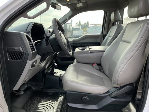 Used 2017 Ford F450 XL AWD/4WD image 10