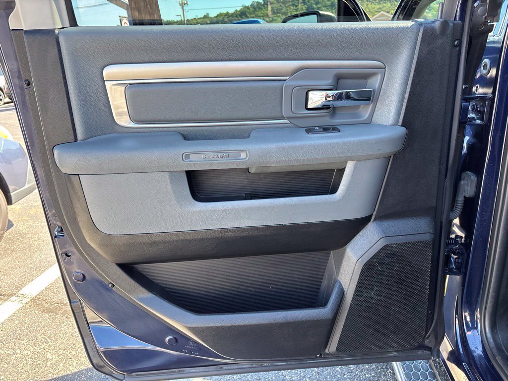 Used 2016 RAM 1500 Lone Star RWD image 36