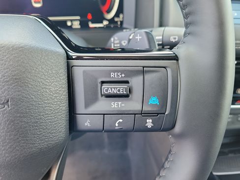 Certified 2025 Nissan Rogue SL w/ SL Premium Package FWD image 19