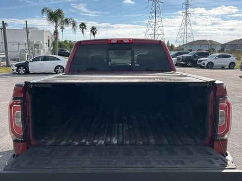 Used 2018 GMC Sierra 1500 SLT w/ Enhanced Driver Alert Package image 18