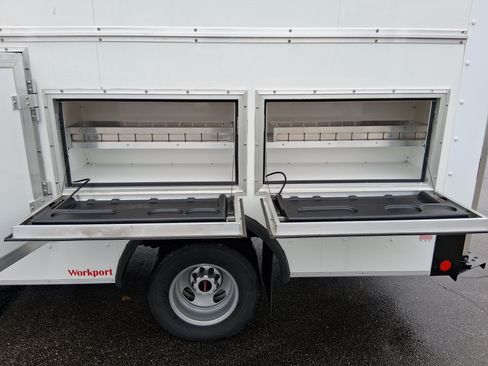 New 2025 GMC Savana 3500 w/ Power Convenience Package RWD image 12