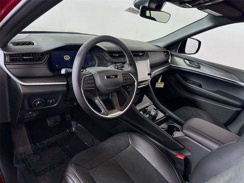 New 2026 Jeep Grand Cherokee L 4WD image 4