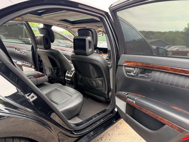Used 2011 Mercedes-Benz S 600 image 41