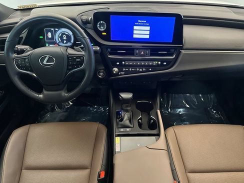 Certified 2023 Lexus ES 300h w/ Premium Package FWD image 13