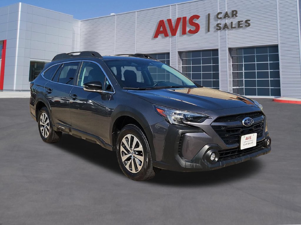 Used 2025 Subaru Outback Premium AWD/4WD image 3