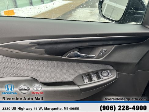 Used 2025 Chevrolet TrailBlazer LT image 23