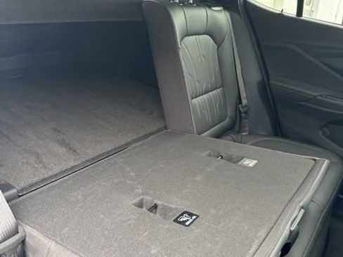 Used 2025 Buick Envista Avenir image 47