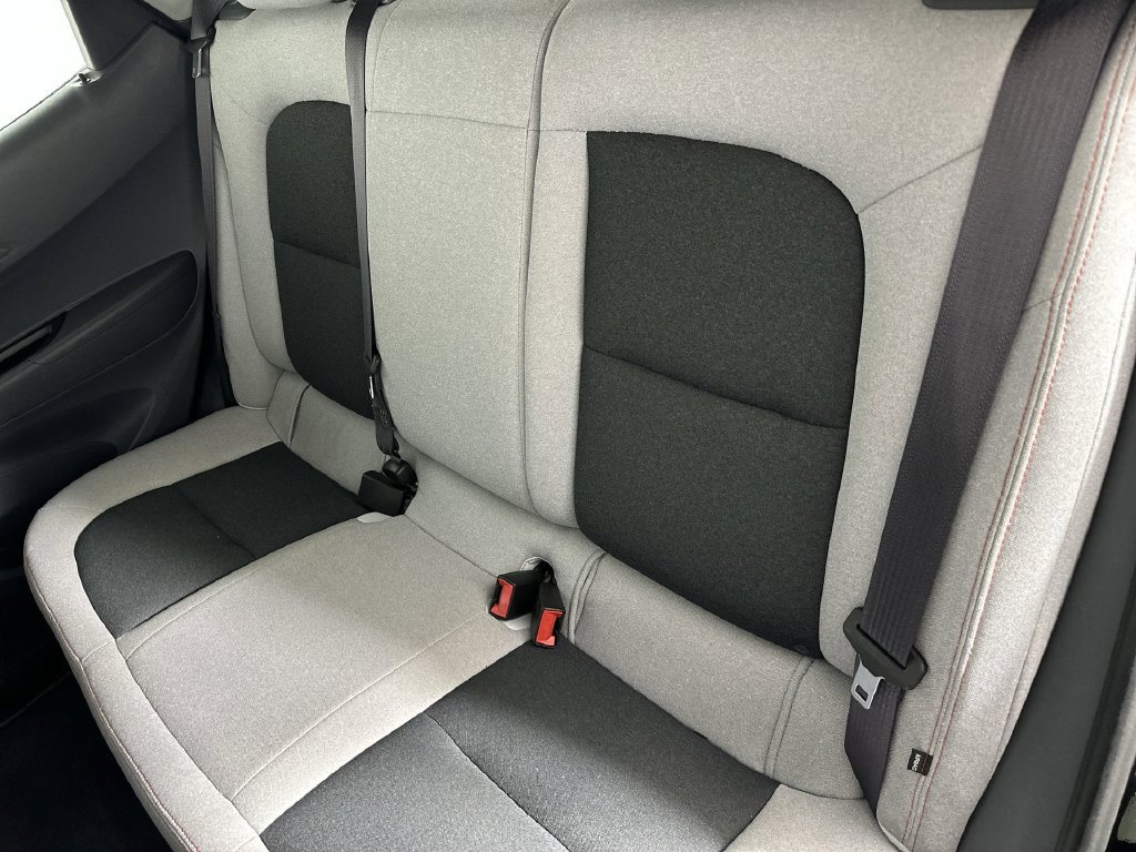 Used 2017 Chevrolet Bolt LT FWD image 25