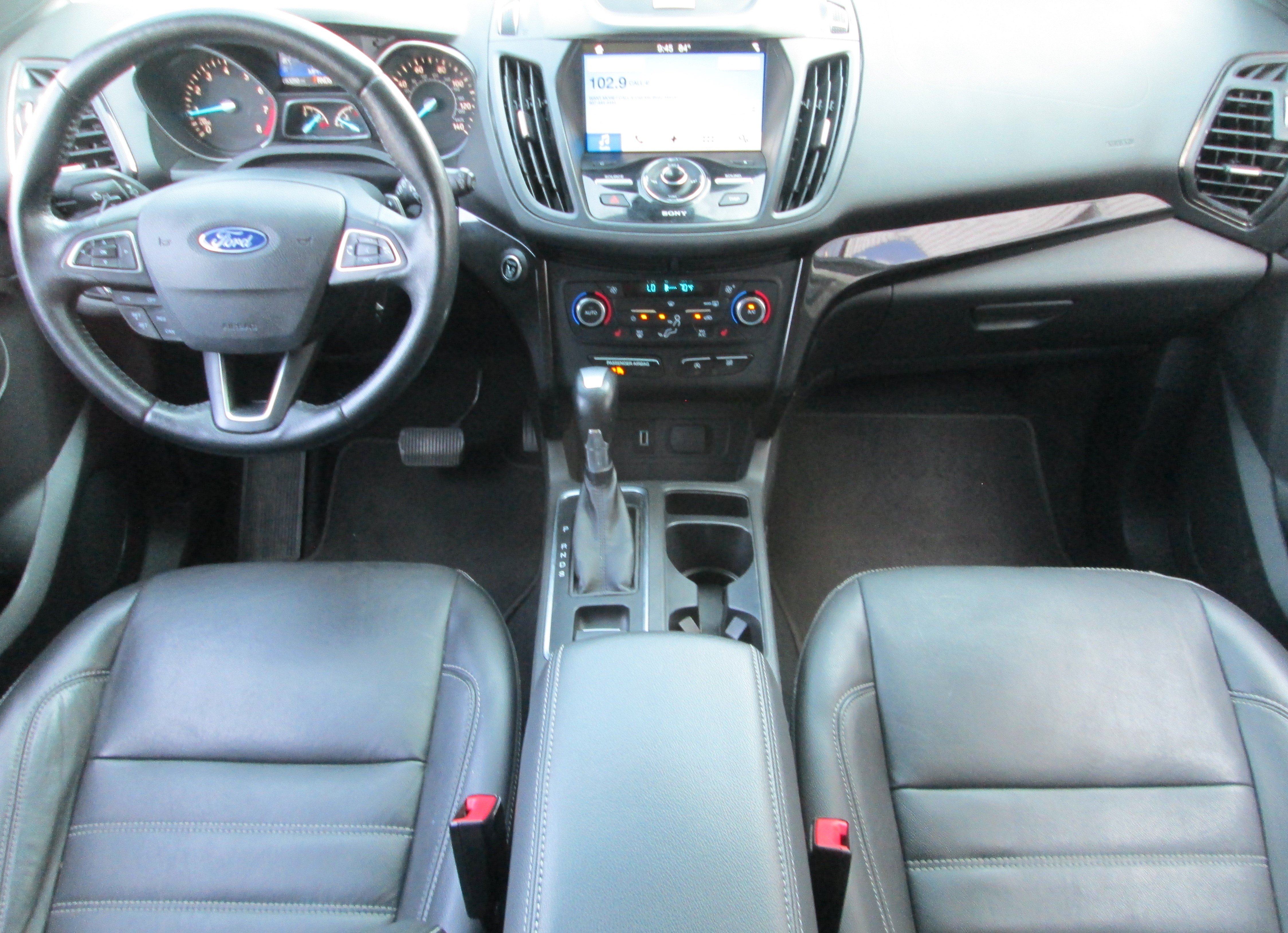 Used 2017 Ford Escape Titanium AWD/4WD image 13