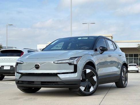 New 2026 Volvo EX30 Plus image 2