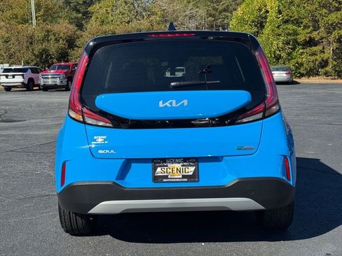 Used 2025 Kia Soul EX image 4