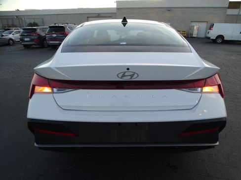 Certified 2024 Hyundai Elantra SEL FWD image 55