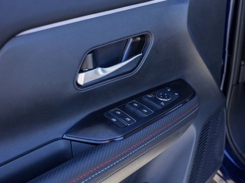 New 2026 Nissan Kicks SR image 15