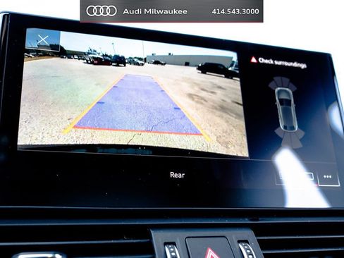 Used 2023 Audi Q5 2.0T Premium w/ Convenience Package AWD/4WD image 35